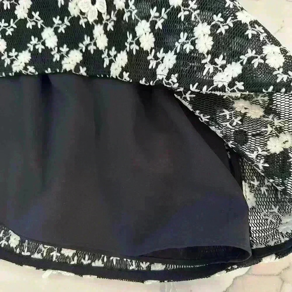 MICHAEL KORS Flower Embroidery Sleeveless Dress Size 0 - Picture 12 of 13